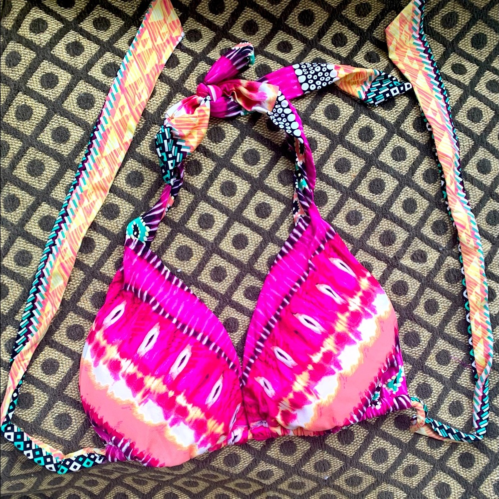 Kenneth Cole Tribal pink cup boosting bikini top S